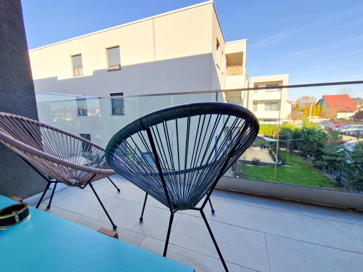 Mirvana Apartments Legacy Residence Temesvár Kültér fotó