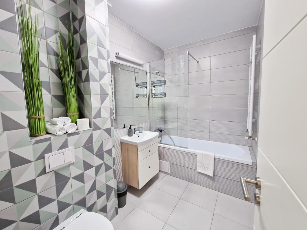 Mirvana Apartments Legacy Residence Temesvár Kültér fotó
